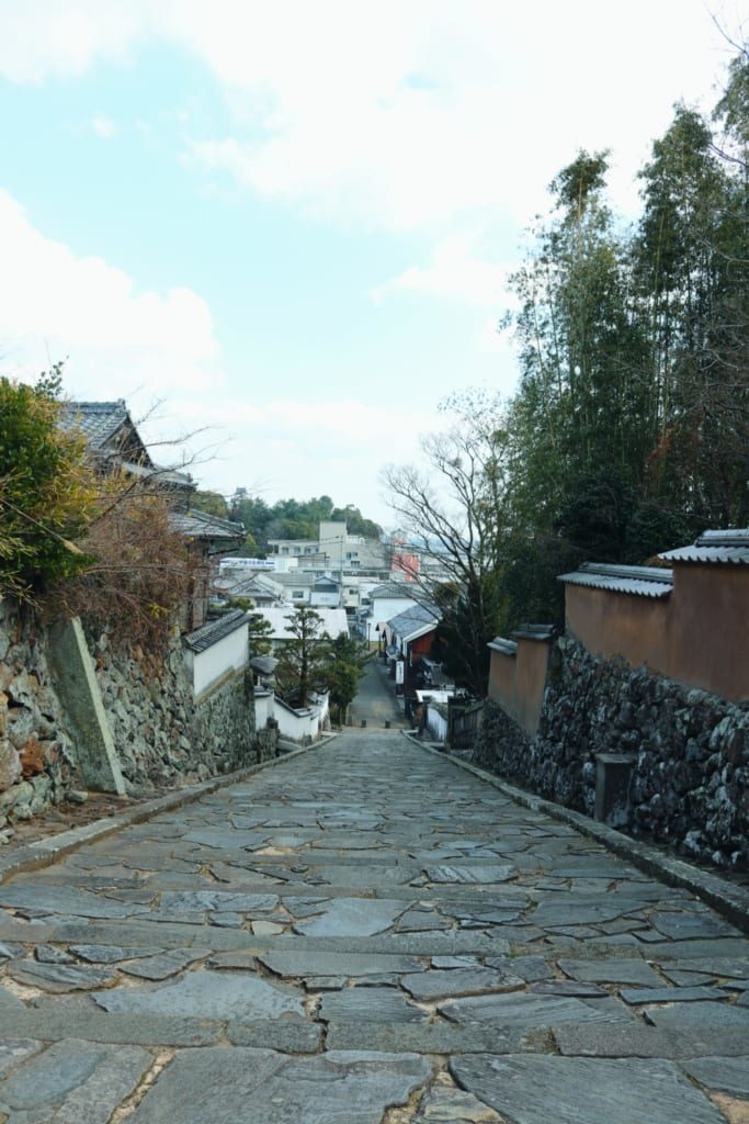 Les impressionnantes rues du quartier des samouraïs, Kitsuki, Oita, Japon