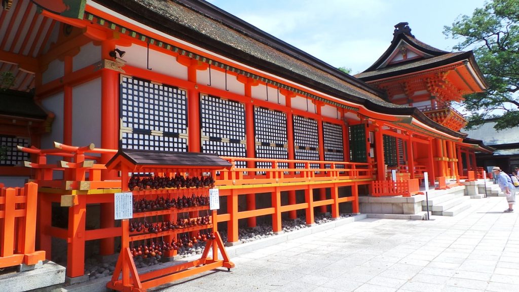 Vue du temple principal du au sanctuaire Usa Jingū, situé dans la péninsule de Kunisaki, au nord de la préfecture d’Ōita sur l'île de Kyushu