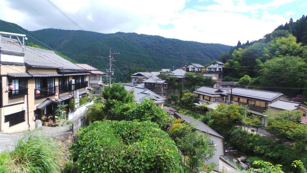 les ryokan du petit village de Yunohira à côté de Yufuin sur l'île de Kyushu