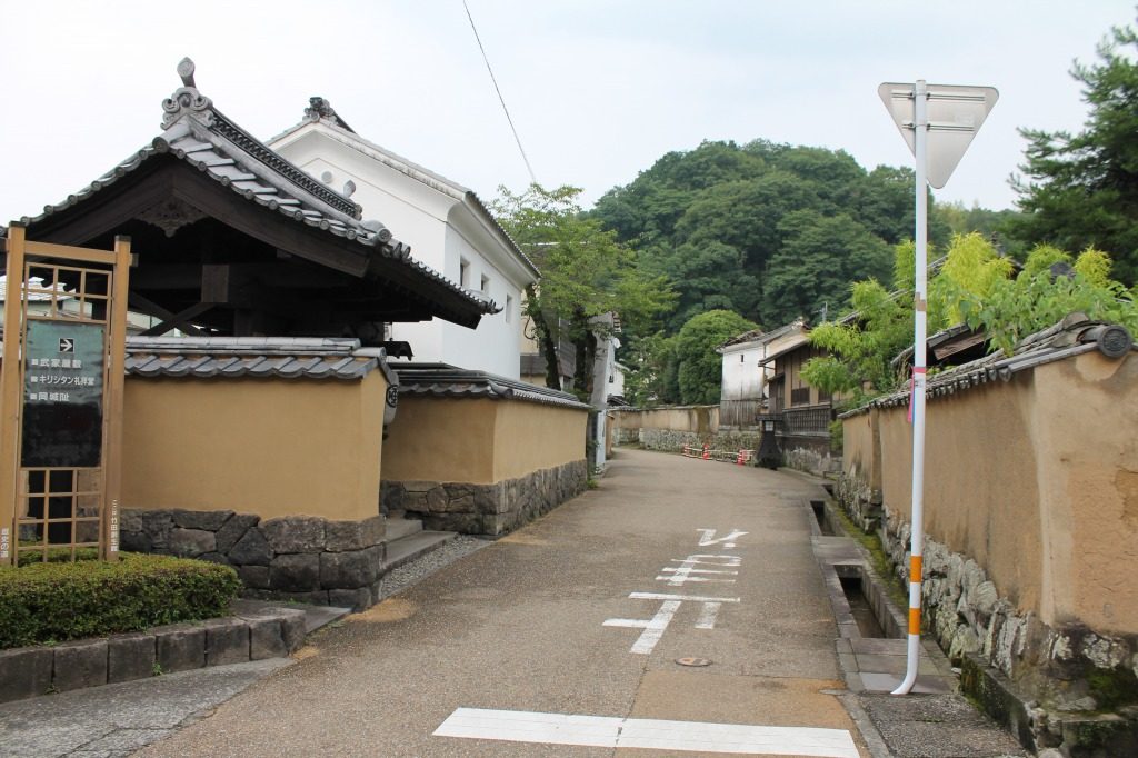 Accès rue Bukeyashiki, lieu de résidences des samouraï à Taketa, Oita