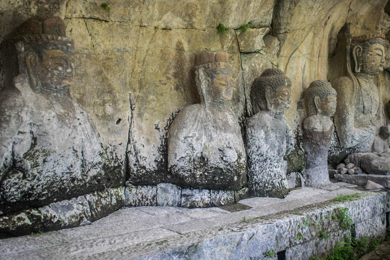 Bouddhas de pierre à Usuki, préfecture d'Oita, Japon